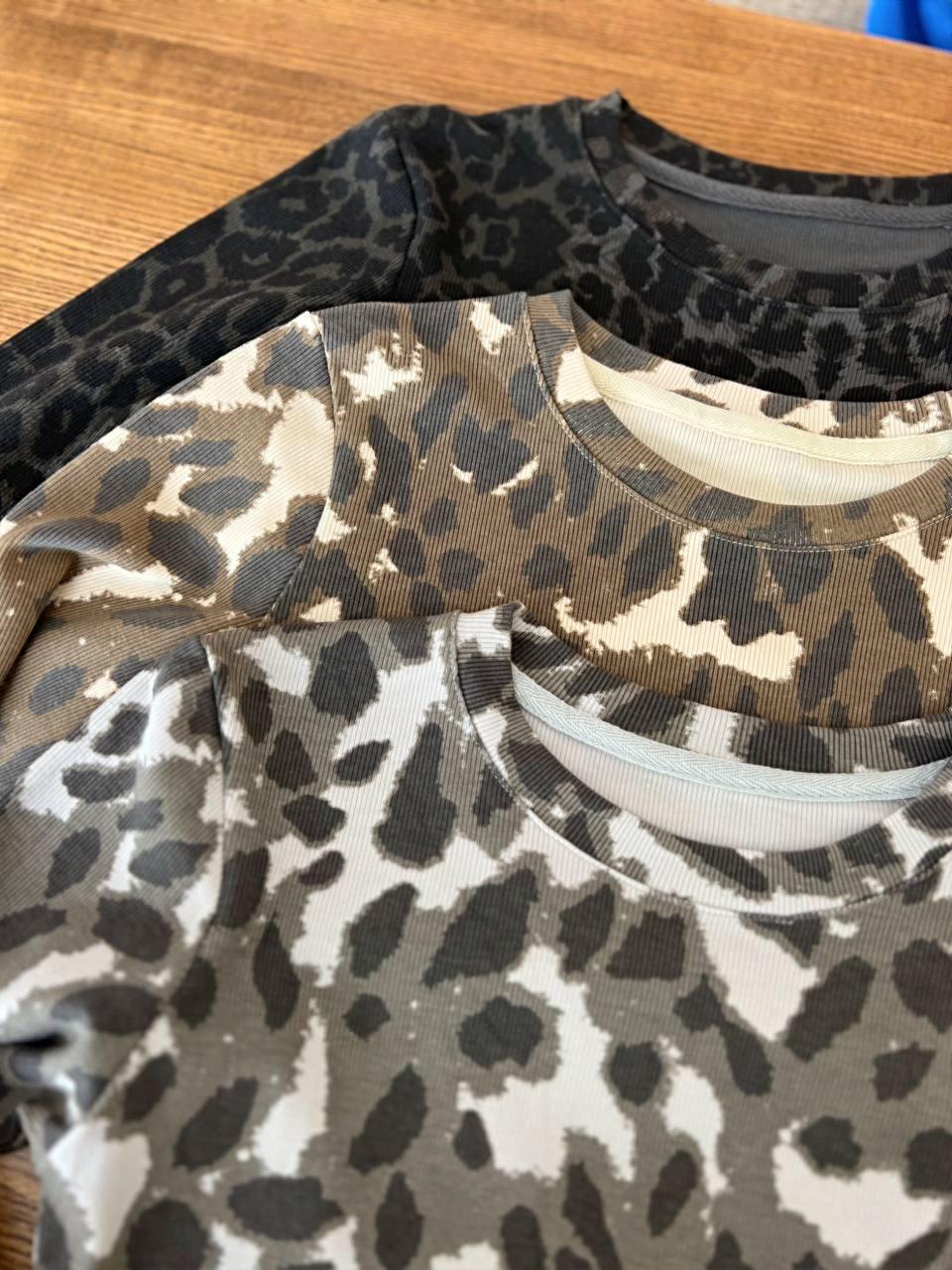 Реглан женский A-N 2761 лонгслив рубчик леопардовый принт OS Оливковый (2749) - фото 7 Реглан женский A-N 2761 лонгслив рубчик леопардовый принт OS Оливковый (2749) - фото 7