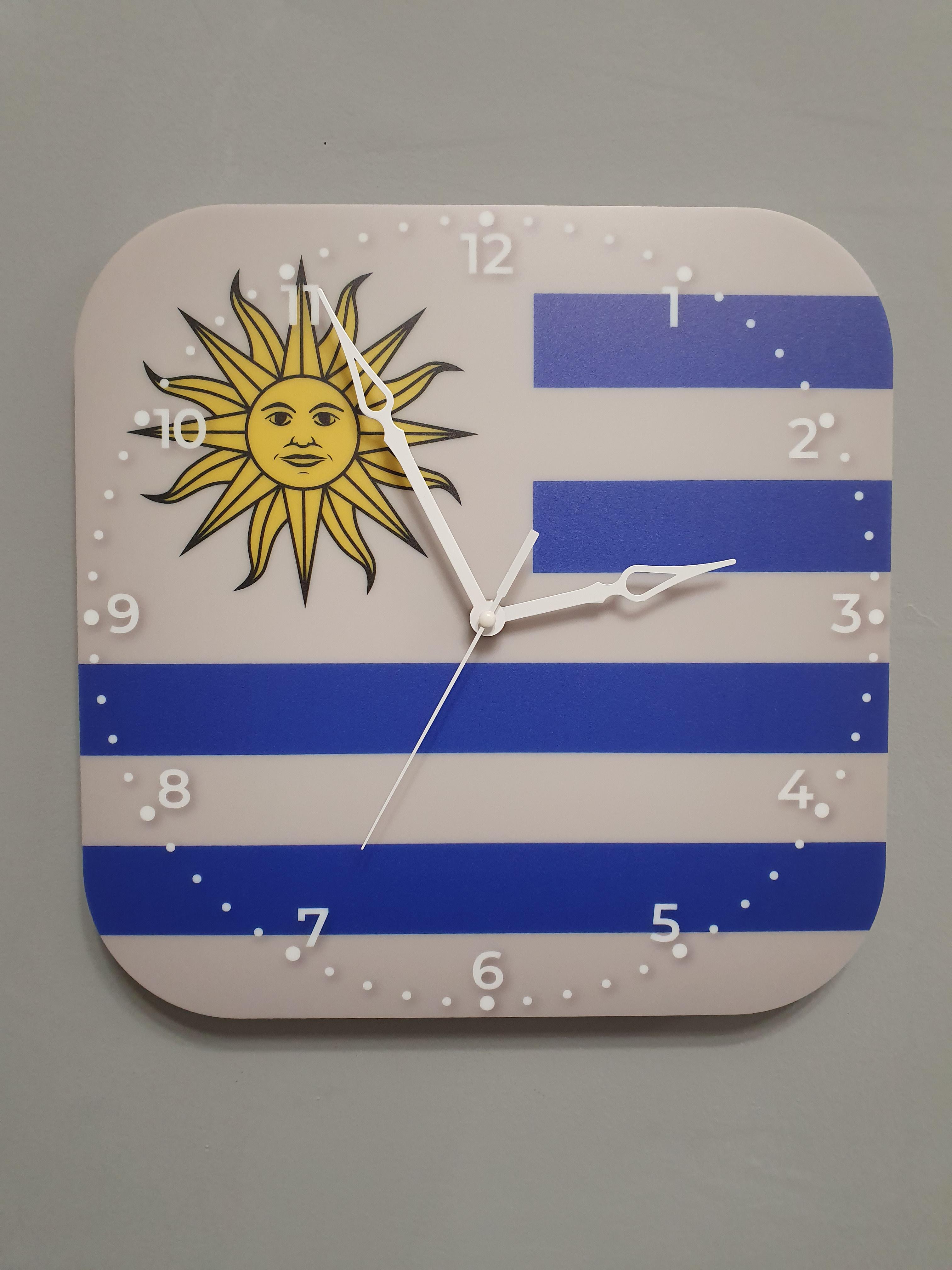 Часы настенные флаг Уругвая (3817)