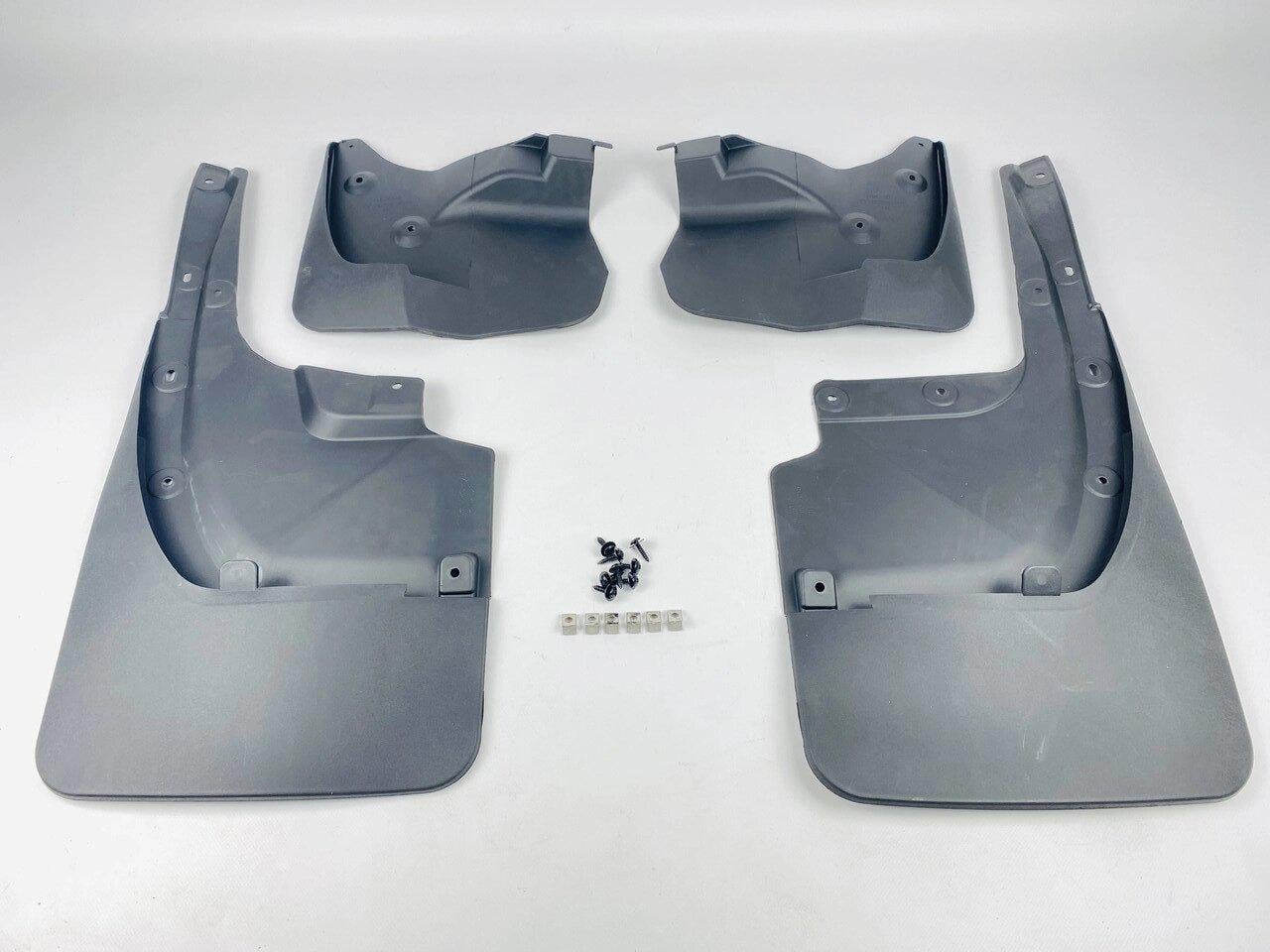 Бризковики Surtep для Toyota LC 200 2008-2015 рр. без обважування (00-00014274)