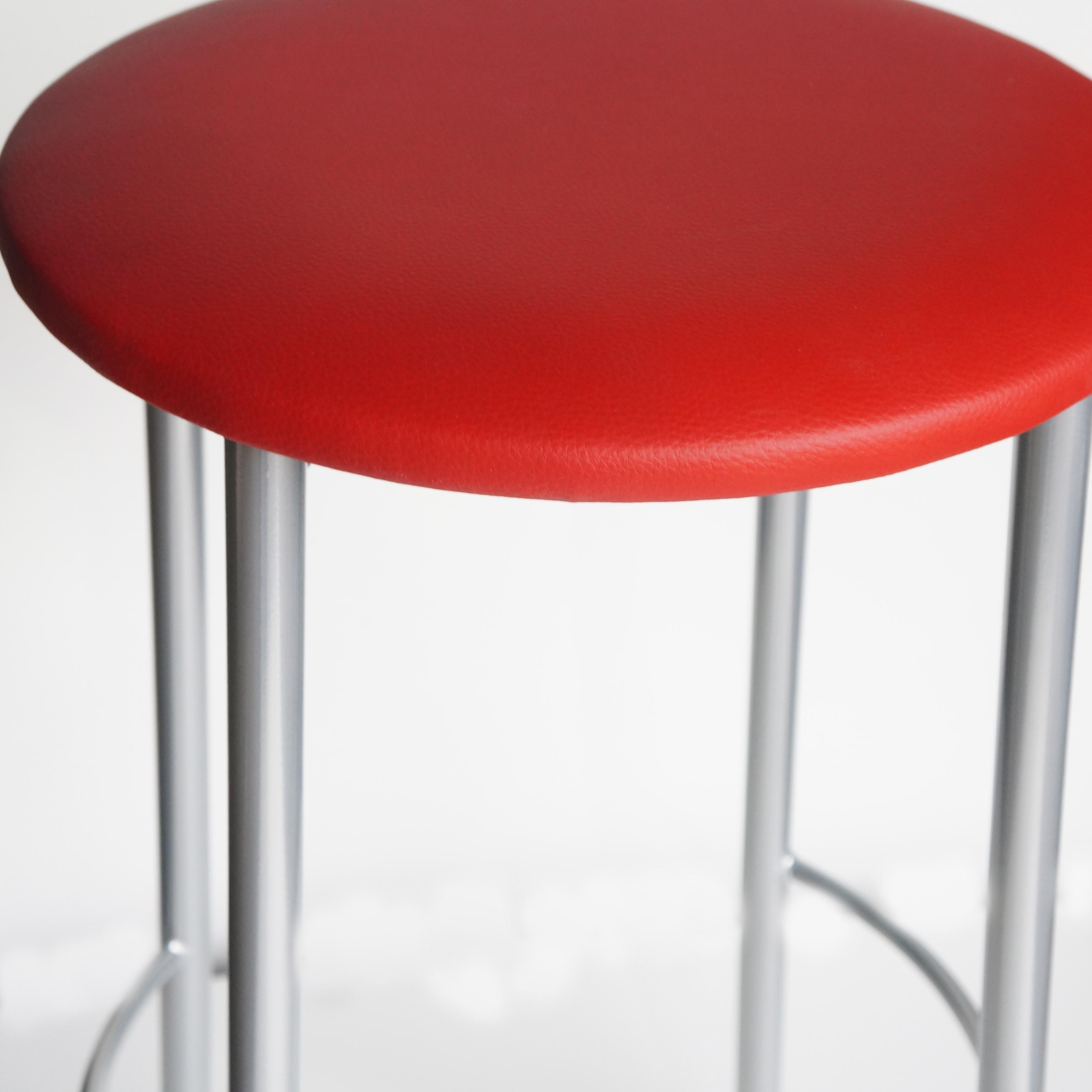 Барный табурет АНТ Марко Хокер Красный (26141-02) - фото 2 Барный табурет АНТ Марко Хокер Красный (26141-02) - фото 2