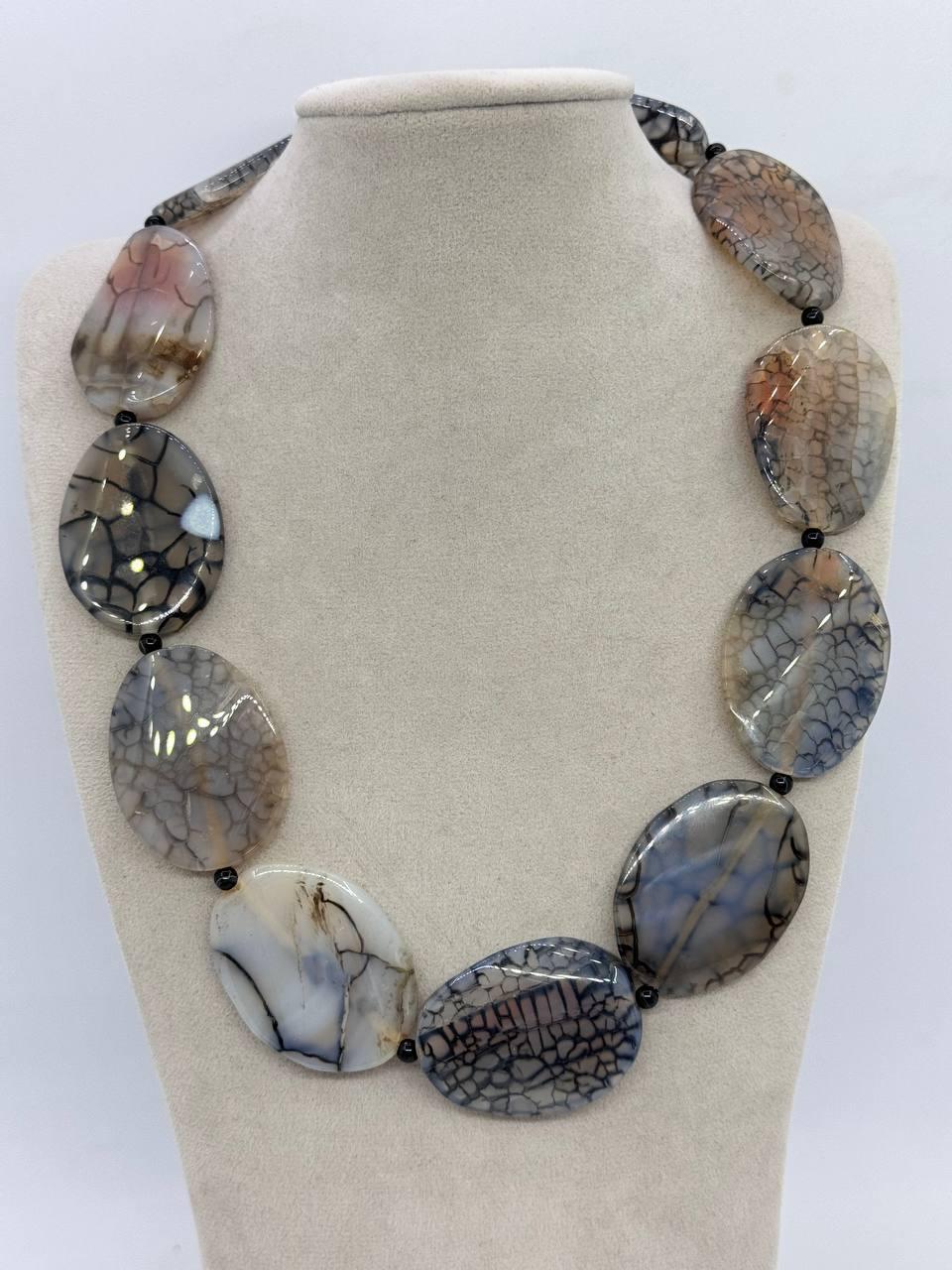 Бусы из агата Вена дракона 40x30 мм 44 см Серый (12532)