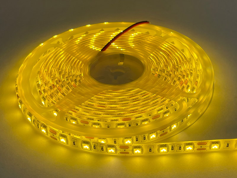 Світлодіодна стрічка MTK 5050 60 LED 10 мм 12 В IP65 Жовтий (7558)