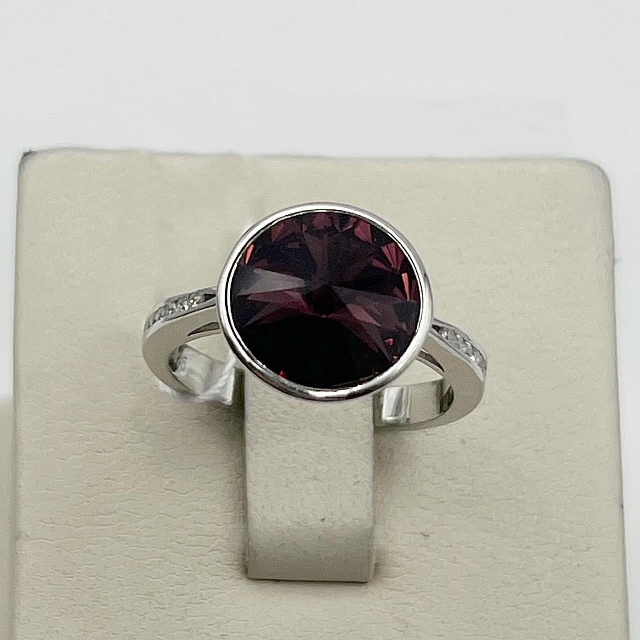 Кольцо серебряное с кварцем р. 17 3,62 г (2678873121) Кольцо серебряное с кварцем р. 17 3,62 г (2678873121)