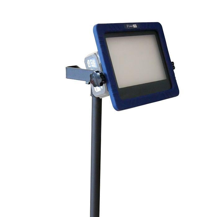 Прожектор акумуляторний гібридний на штативі PROFI-TEC 20V PT11500G без акумуляторів та зарядного (005913) - фото 9