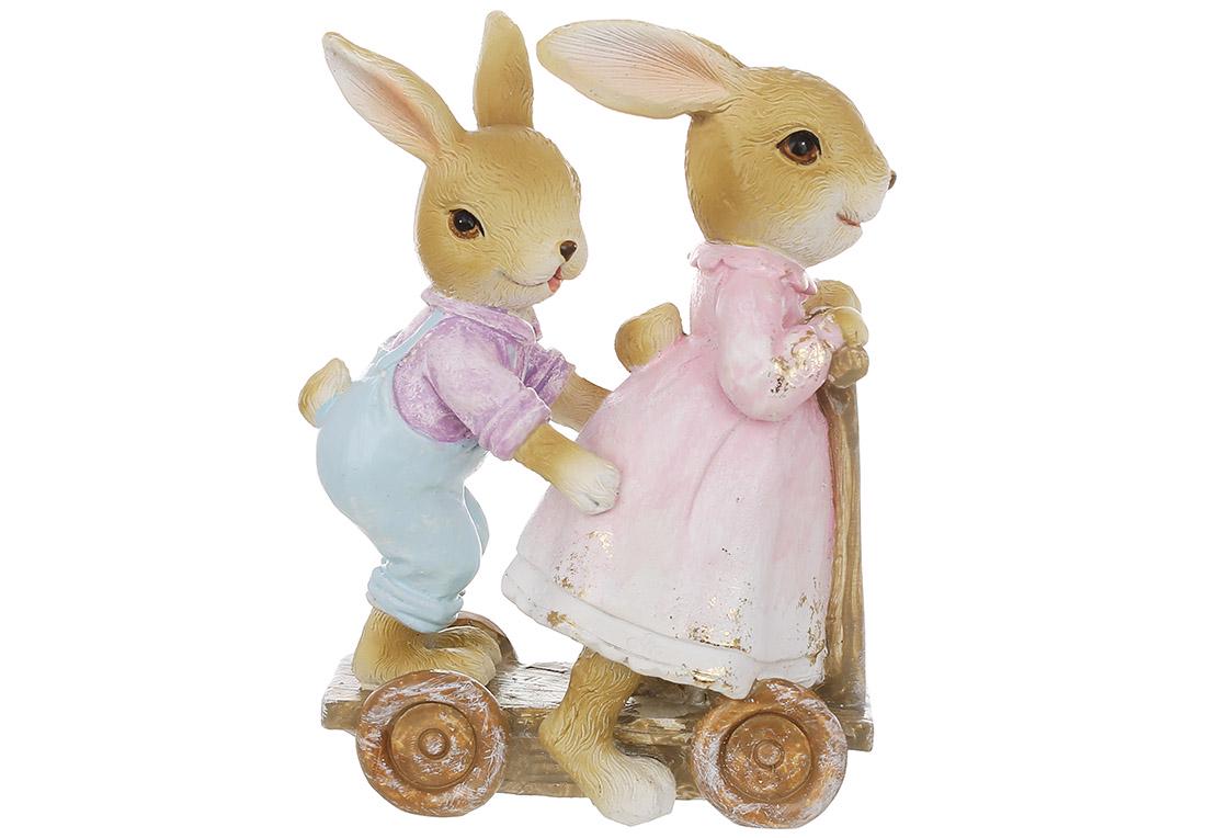 Статуэтка декоративная BonaDi Зайчики на самокате 8,5x4x11,5 см (K07-780)