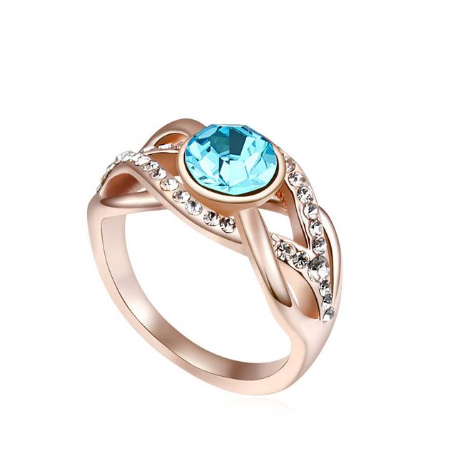 Кольцо с кристаллами Сваровски 13269 Italina р. 17,5 Голубой