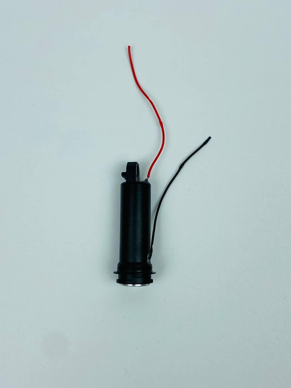 Батарейный отсек левый/правый для активных наушников EARMOR m32 (42508)
