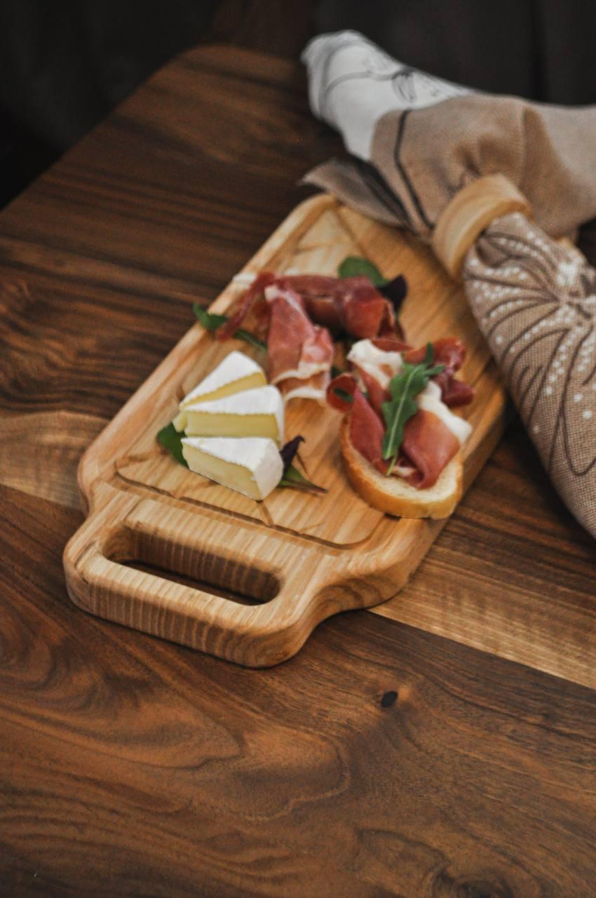 Доска деревянная с ручками для подачи блюд (9674916). - фото 5 Доска деревянная с ручками для подачи блюд (9674916). - фото 5