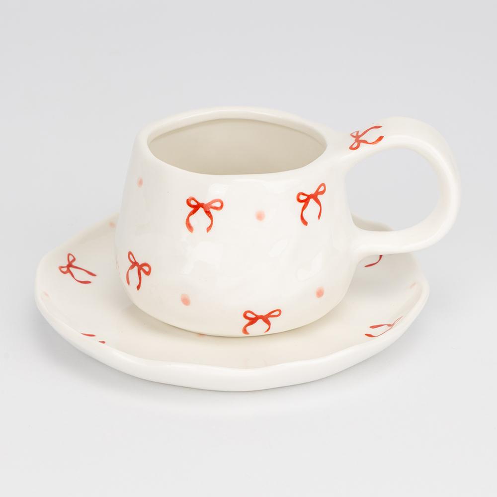 Чашка с блюдцем Праздничные бантики 300 мл (9295-010) Чашка с блюдцем Праздничные бантики 300 мл (9295-010)