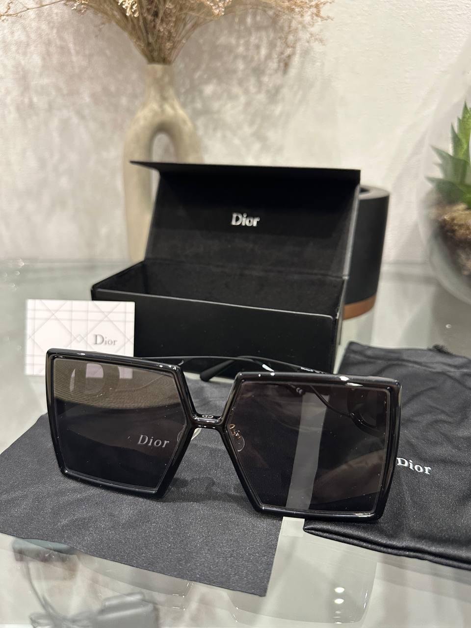 Солнцезащитные очки Dior 30Montaigne SUD Black/Grey Gradient