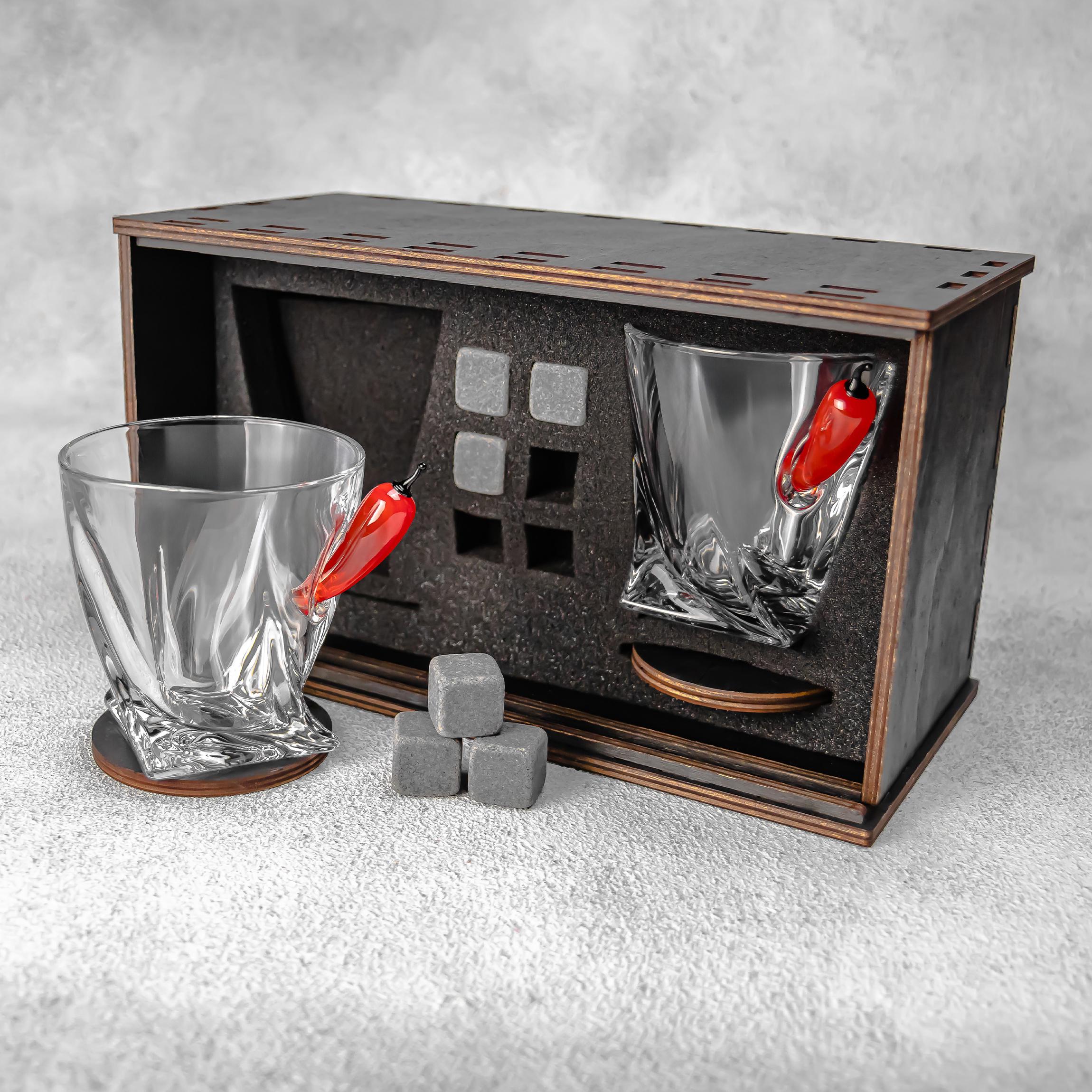 Набір на 2 кришталеві склянки з перцем (31548680)