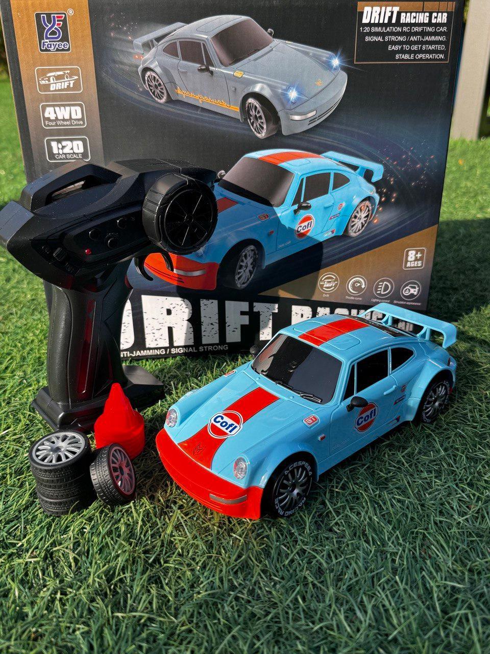 Машинка для дрифта на радиоуправлении полноприводная Fayee 1:20 со светодиодной подсветкой Blue (n6h-02e-39z) - фото 4 Машинка для дрифта на радиоуправлении полноприводная Fayee 1:20 со светодиодной подсветкой Blue (n6h-02e-39z) - фото 4