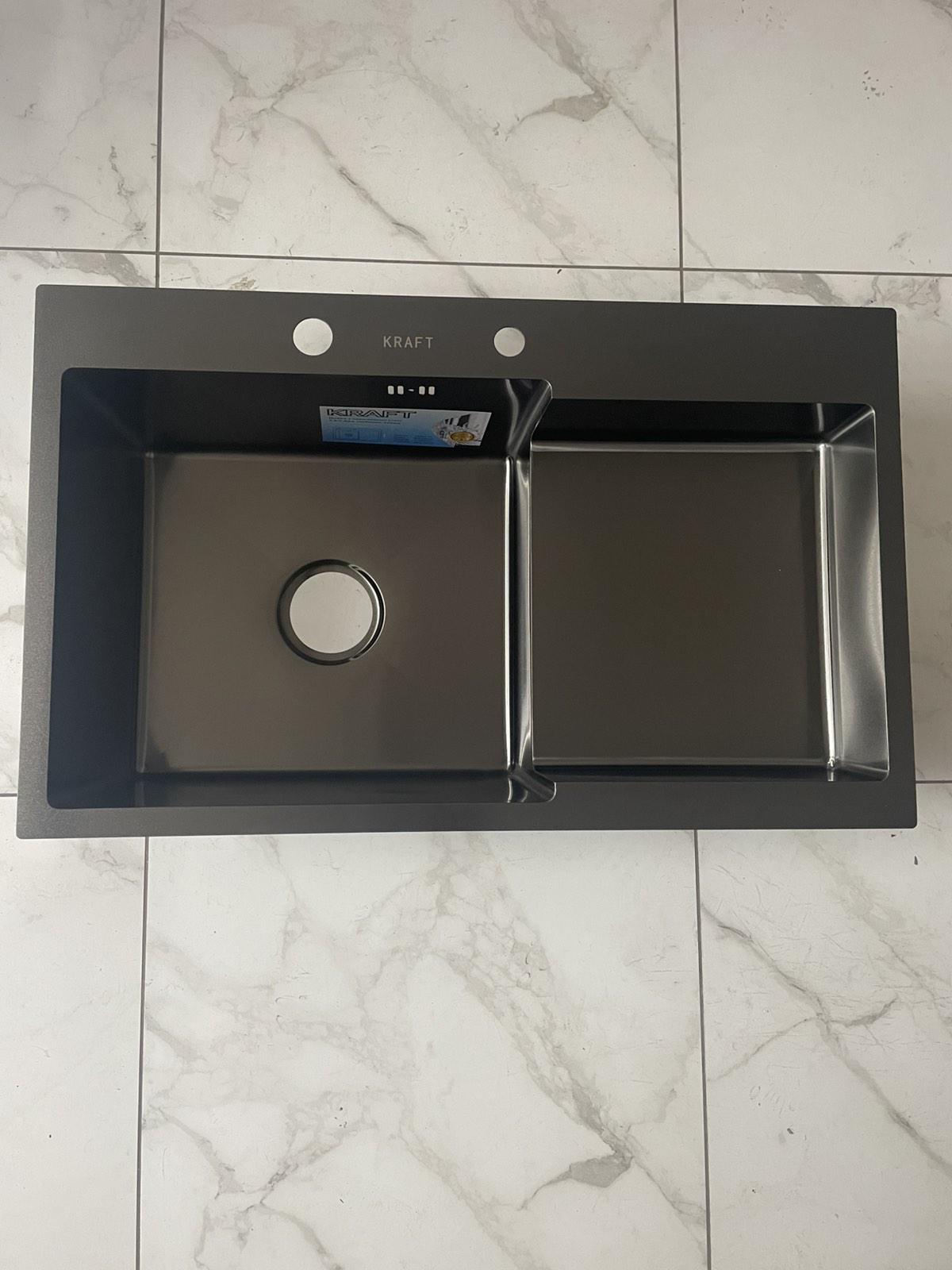 Мийка для кухні Kraft 7848 АL ліва з гнучким краном/сифоном/кошик/дозатор - фото 11