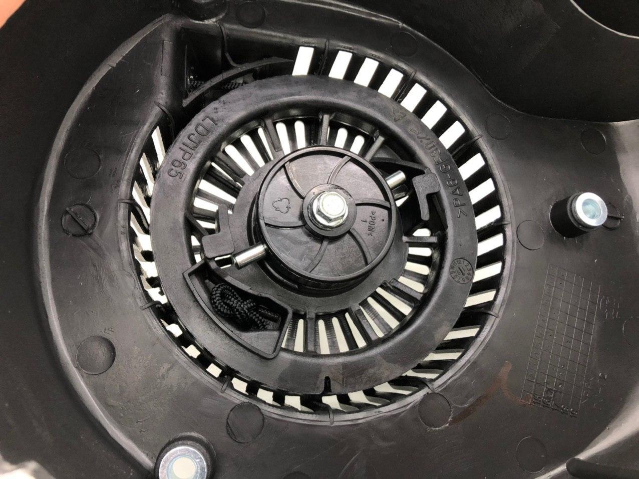 Стартер ручной 160V в сборе для двигателя с вертикальным валом для газонокосилок культиваторов - фото 6 Стартер ручной 160V в сборе для двигателя с вертикальным валом для газонокосилок культиваторов - фото 6