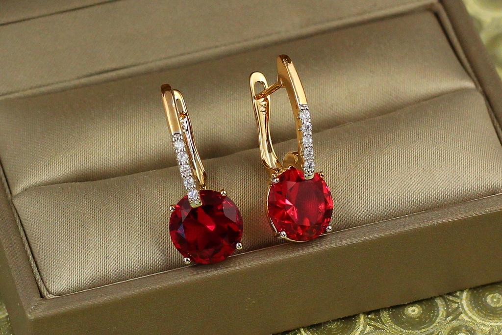 Серьги Xuping Jewelry Стрелка с родием с большим малиновым камнем 2,7 см Золотистый (27984160)