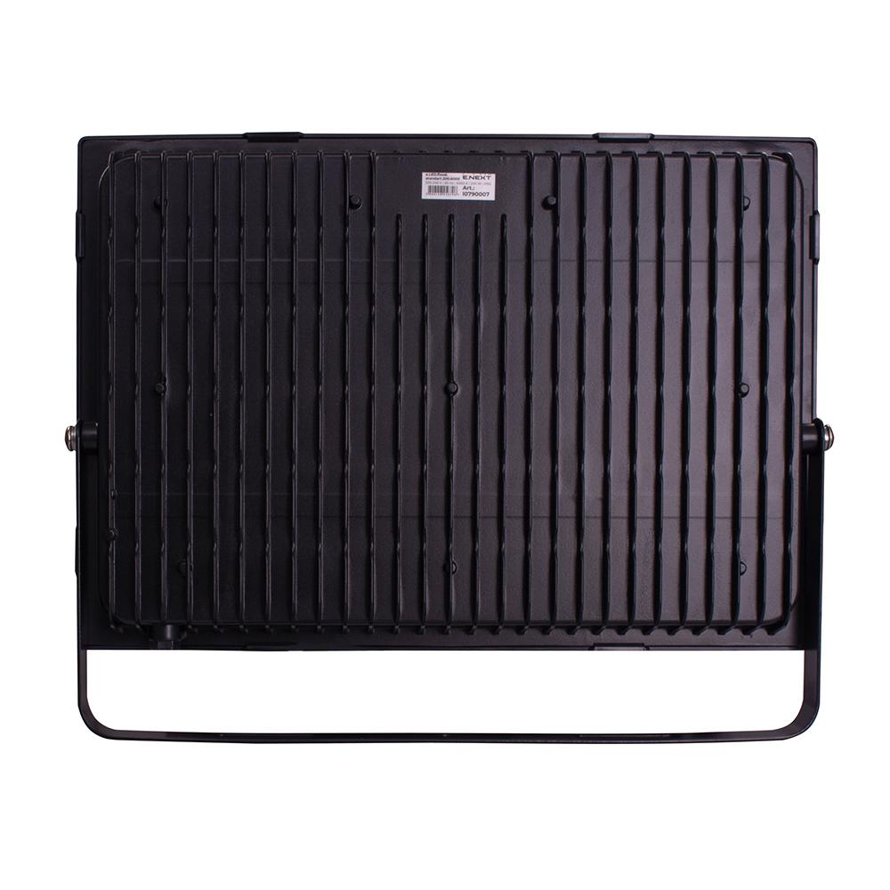 Прожектор LED E.NEXT e.LED.flood.stand.150.6000 150W 220V 12000lm 6000K IP65 320x35x225 мм (l0790006) - фото 3 Прожектор LED E.NEXT e.LED.flood.stand.150.6000 150W 220V 12000lm 6000K IP65 320x35x225 мм (l0790006) - фото 3