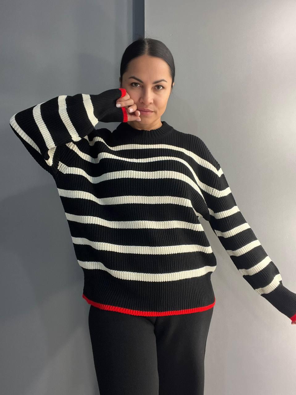 Свитер женский MIX RAY 6635 полоска удлиненный свободный крой OS Черный (1041)