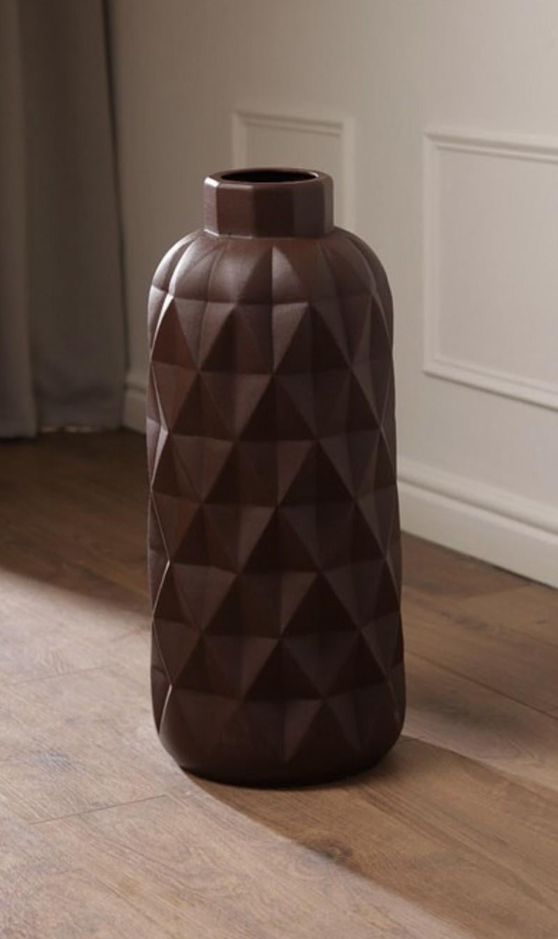 Ваза керамическая BonaDi Моли муар 65 см Chocolate