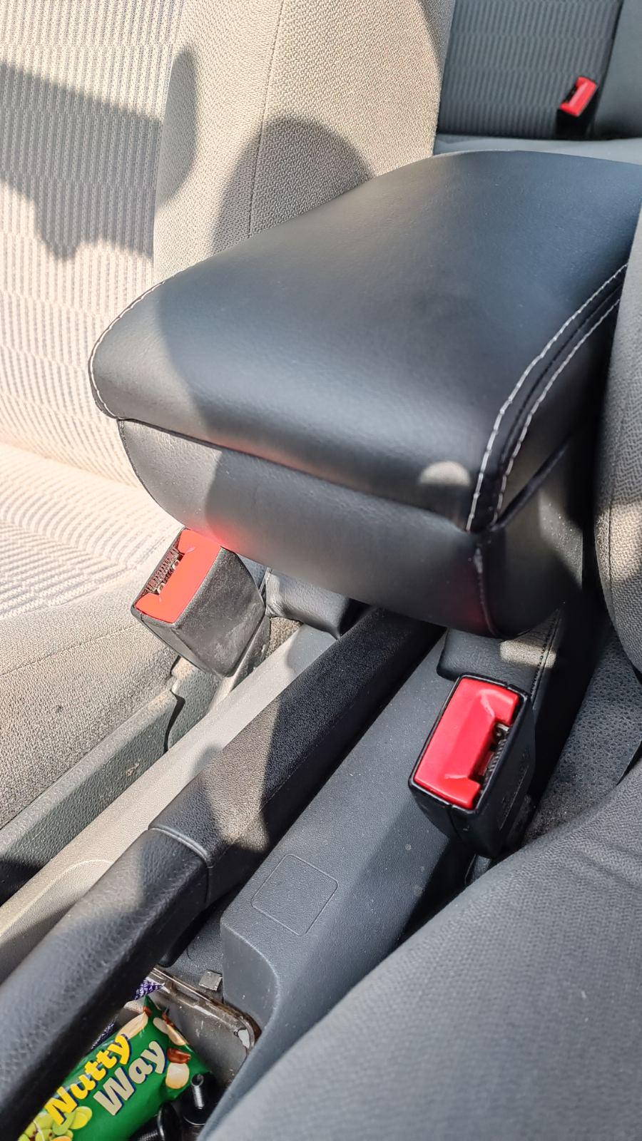 Підлокітник Armrest на Seat Ibiza 3 6L 2002—2008 Чорний (1938436009) - фото 4