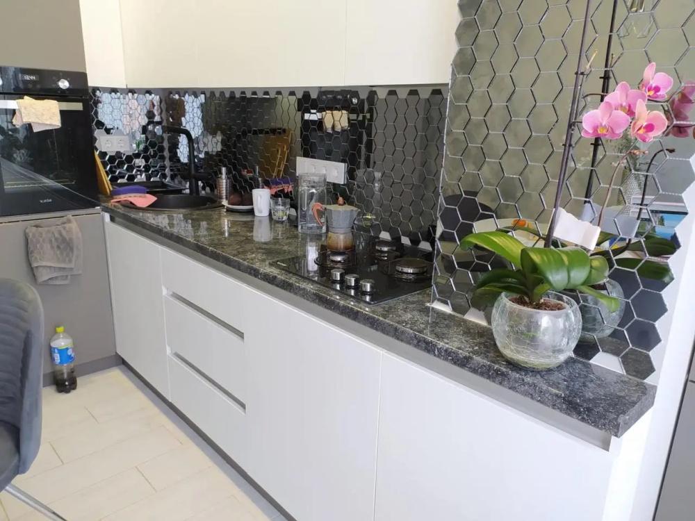 Мозаика зеркальная Decor Stone Hub Zs-hex-G шестиугольник для оформления каминов 304x303 мм Графитовый (004177) - фото 5 Мозаика зеркальная Decor Stone Hub Zs-hex-G шестиугольник для оформления каминов 304x303 мм Графитовый (004177) - фото 5