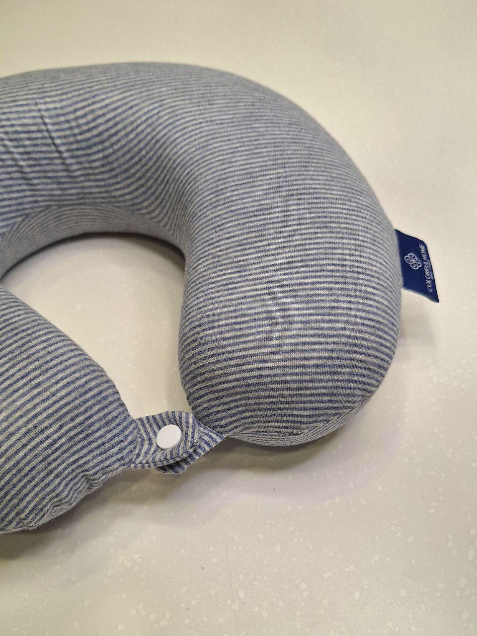 Подушка-рогалик дорожня Colorful Home з ефектом пам'яті Сірий/Джинс (1444) - фото 2 Подушка-рогалик дорожня Colorful Home з ефектом пам'яті Сірий/Джинс (1444) - фото 2