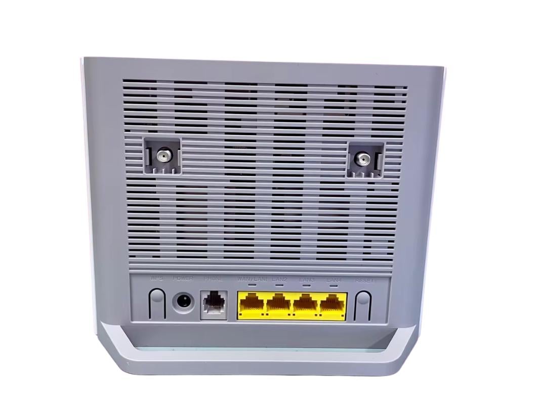 Маршрутизатор 4G/3G WiFi роутер ZTE LTE Cat.6 dual band (MF296R) - фото 3 Маршрутизатор 4G/3G WiFi роутер ZTE LTE Cat.6 dual band (MF296R) - фото 3