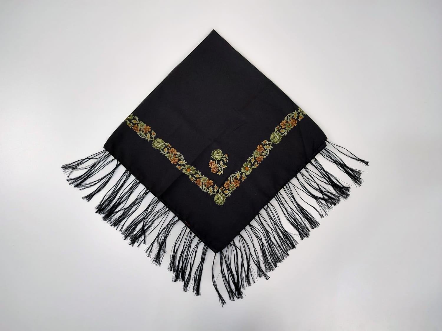Платок с украинским орнаментом 80x80 см Черный с зеленым (30156584)