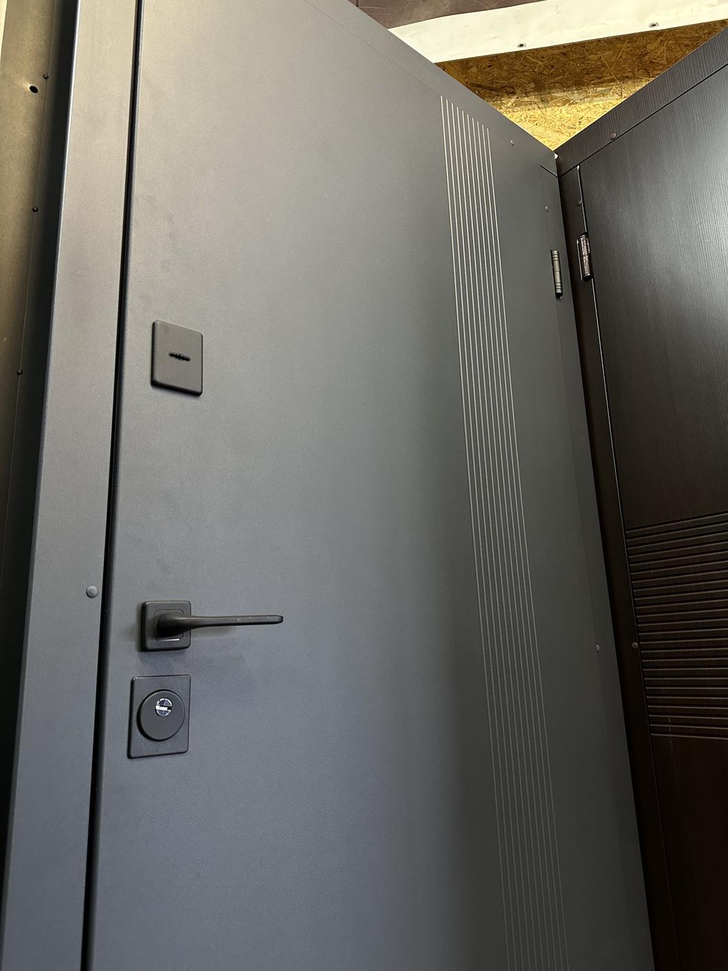 Дверь входная Redfort Комби квартира 960х2050 мм Антрацит/Белый матовый (28090152) - фото 8 Дверь входная Redfort Комби квартира 960х2050 мм Антрацит/Белый матовый (28090152) - фото 8