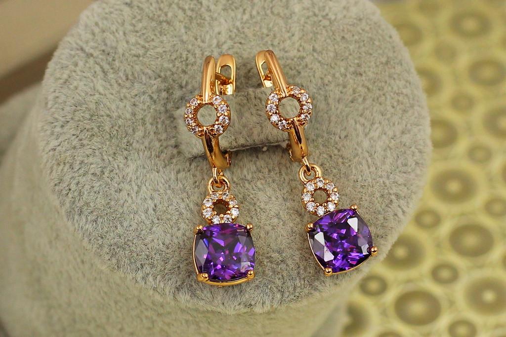 Серьги подвески Xuping Jewelry куплет с фиолетовым камнем 3 см Золотистый (2442423851)