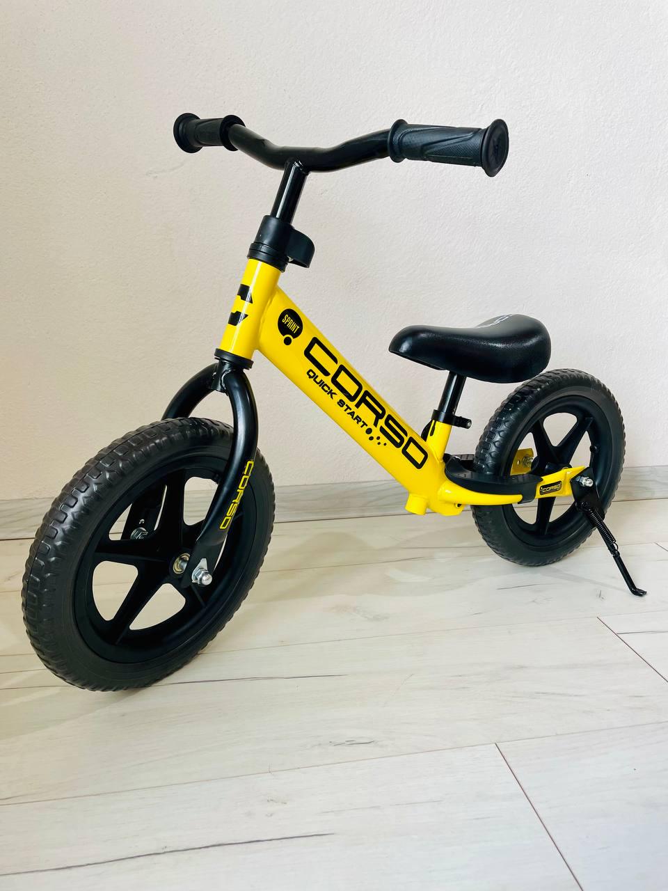 Биговел Corso SPRINT стальная рама колесо 12" пена EVA подставка для ног в коробке Желтый Биговел Corso SPRINT стальная рама колесо 12" пена EVA подставка для ног в коробке Желтый