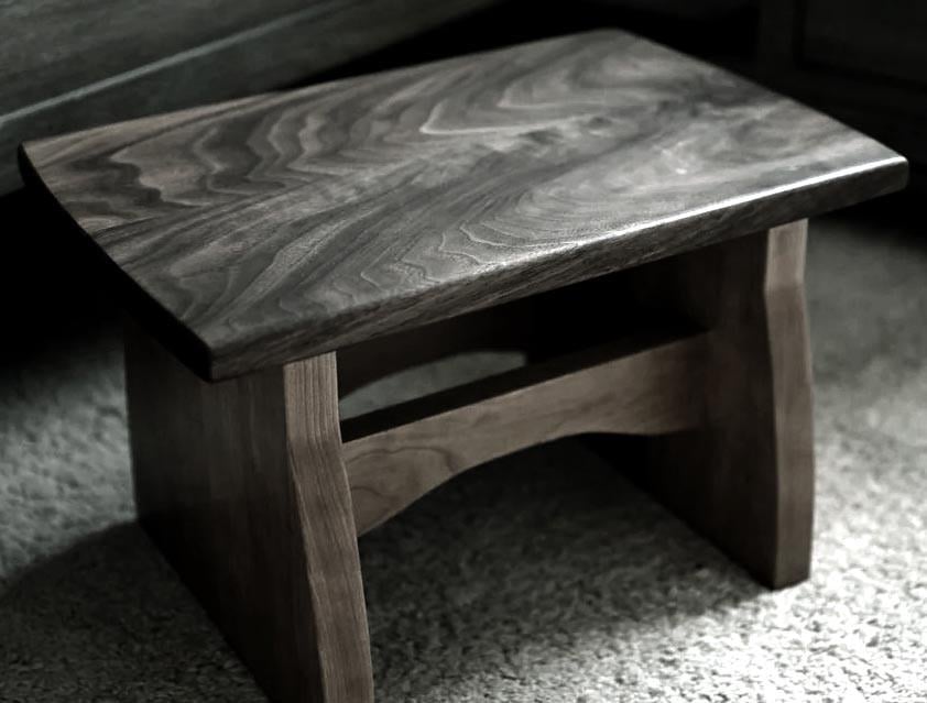 Стульчик из дерева Ромен Мокко (ТАБ-004410)