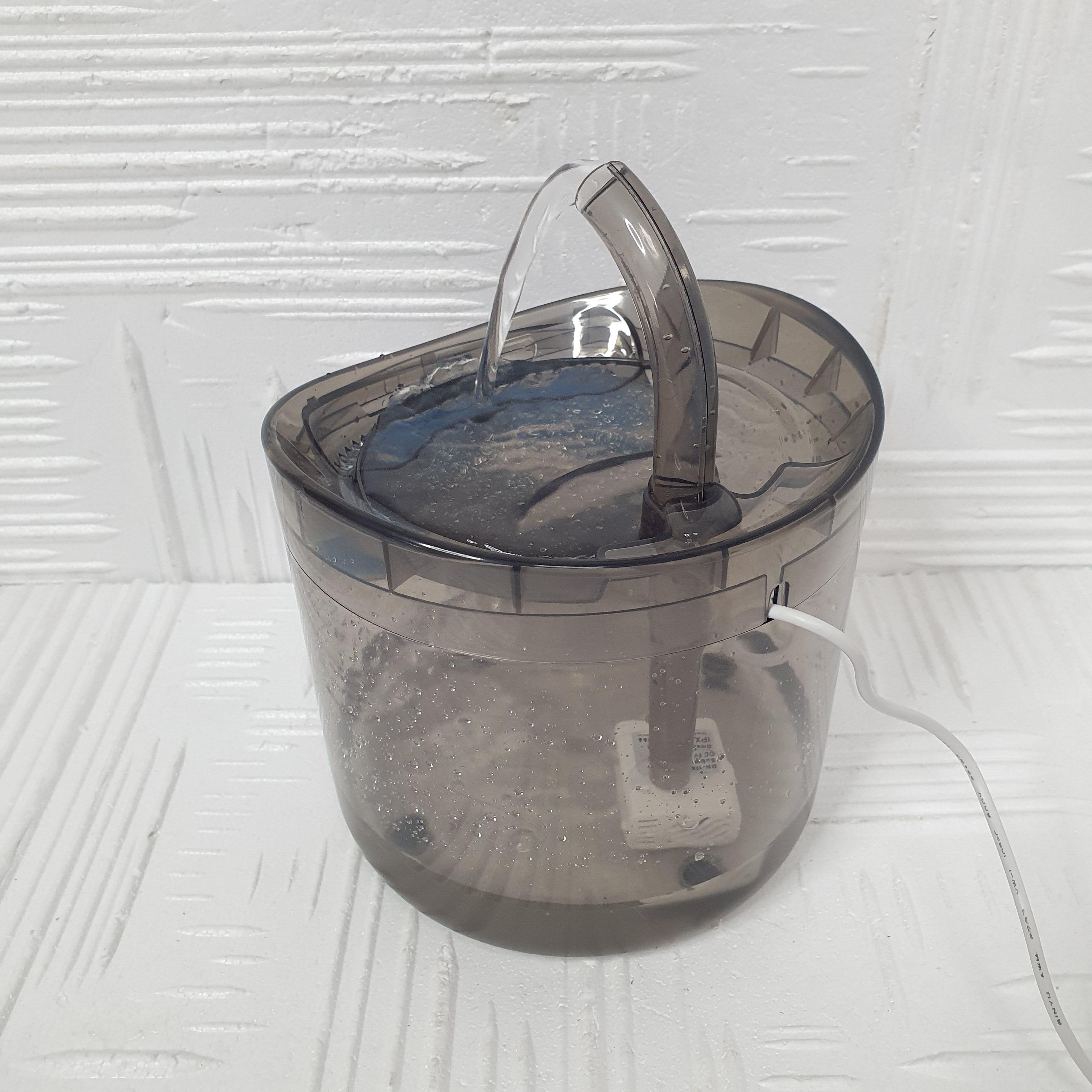 Поилка-фонтан для домашних животных NPET Р01-Р50 с резервуаром 2 л Прозрачный - фото 5