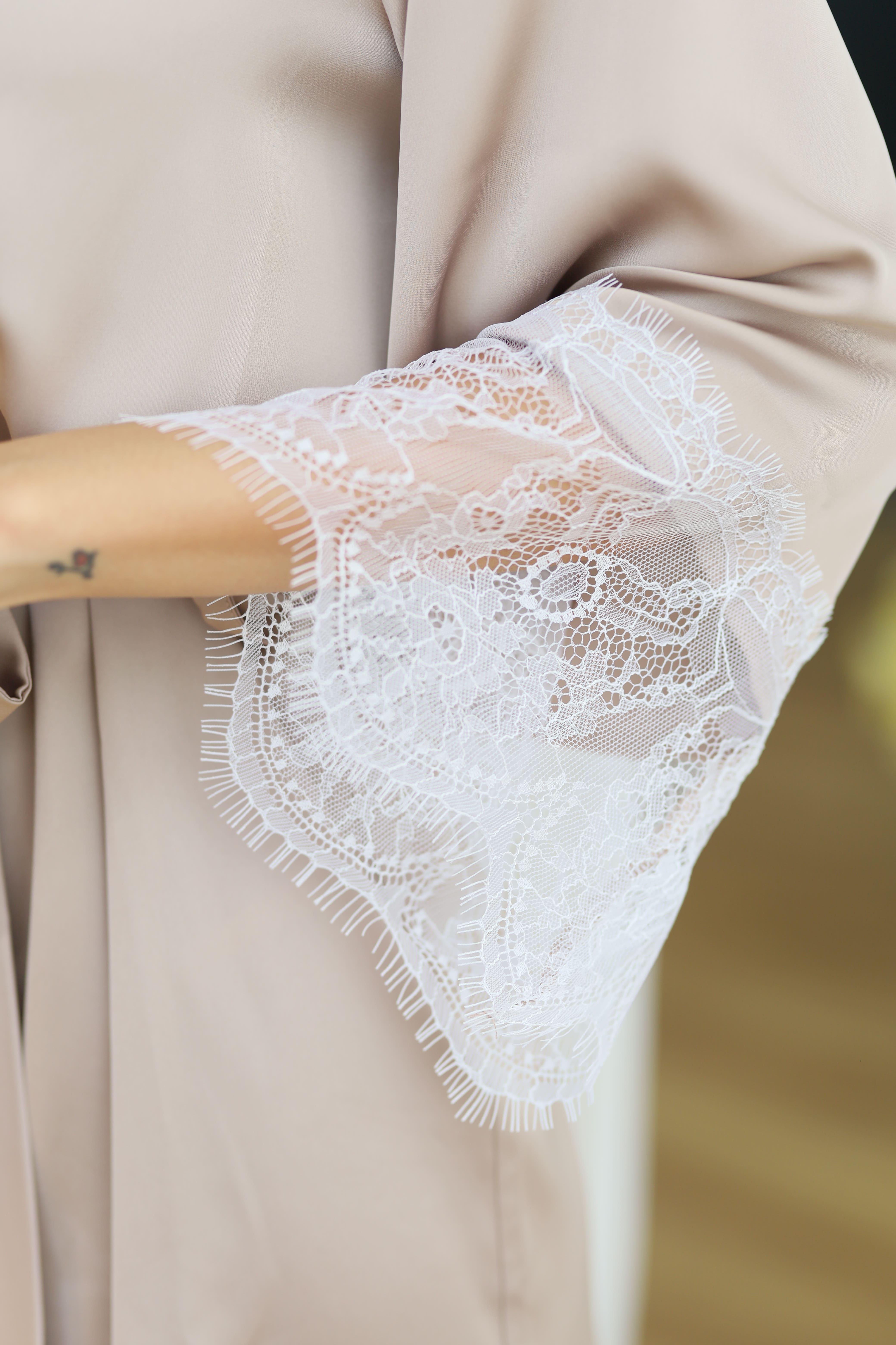 Халат жіночий з мереживом Amella Novak із шовку one size - фото 4 Халат жіночий з мереживом Amella Novak із шовку one size - фото 4