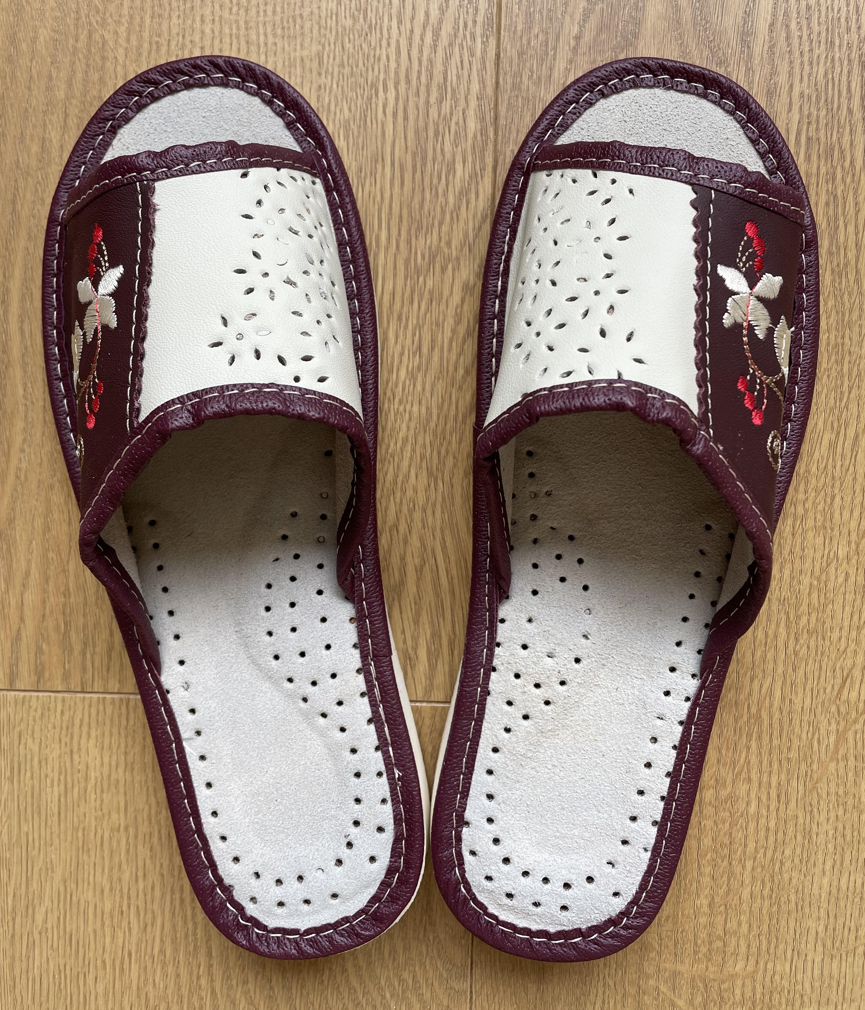 Домашние тапочки женские кожаные с цветочным узором р. 37 (33483990)