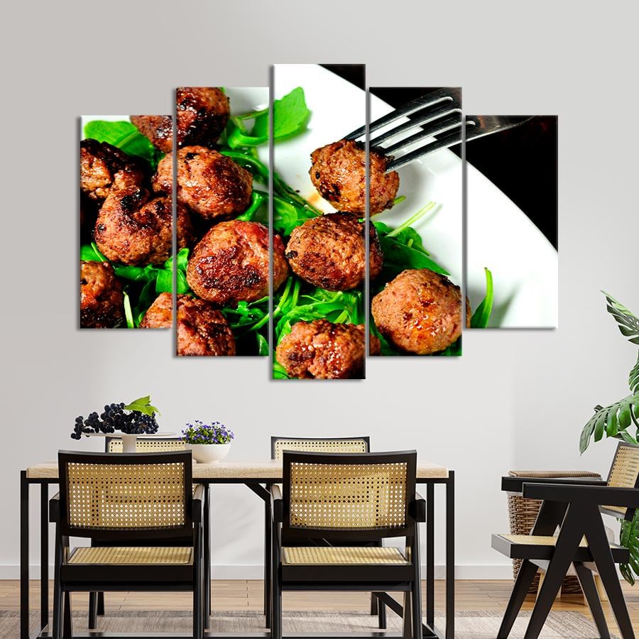 Настенний декор Сочные митболы с руколой 112x68 см (A407-5)