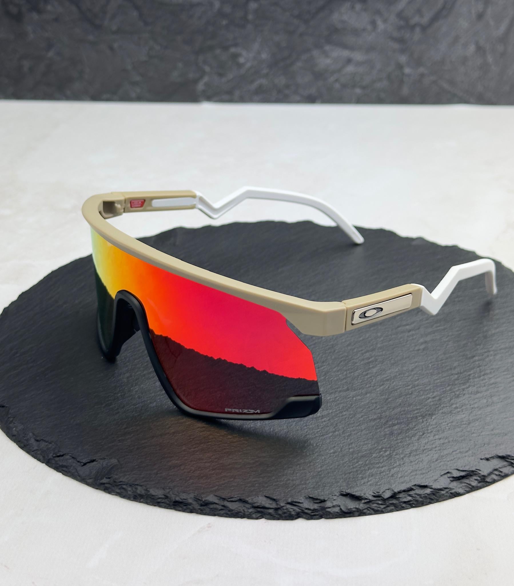Солнцезащитные очки Oakley BXTR OO9280 с линзой Prizm Ruby спортивный щиток ретро мужские Бежевый