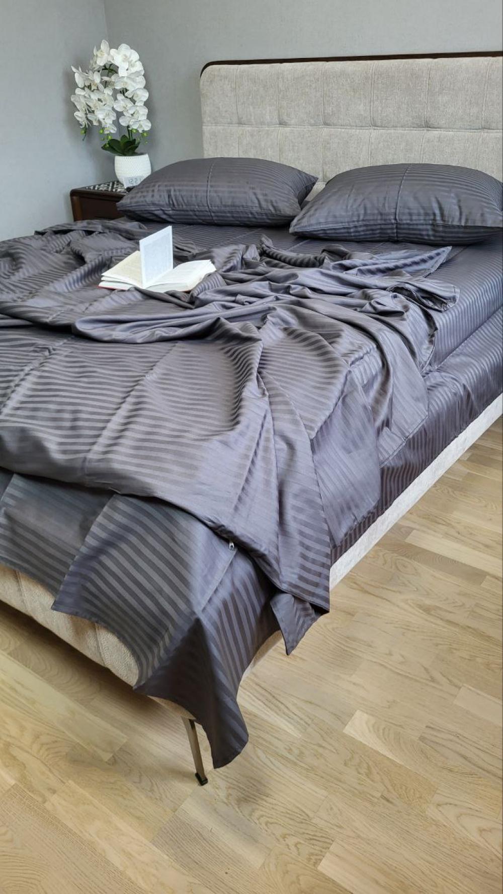 Комплект постельного белья на резинке Stripe LUX 1/1 см семейный/наволочки 50х70/70х70 см Gray Shadow (3919) - фото 5 Комплект постельного белья на резинке Stripe LUX 1/1 см семейный/наволочки 50х70/70х70 см Gray Shadow (3919) - фото 5