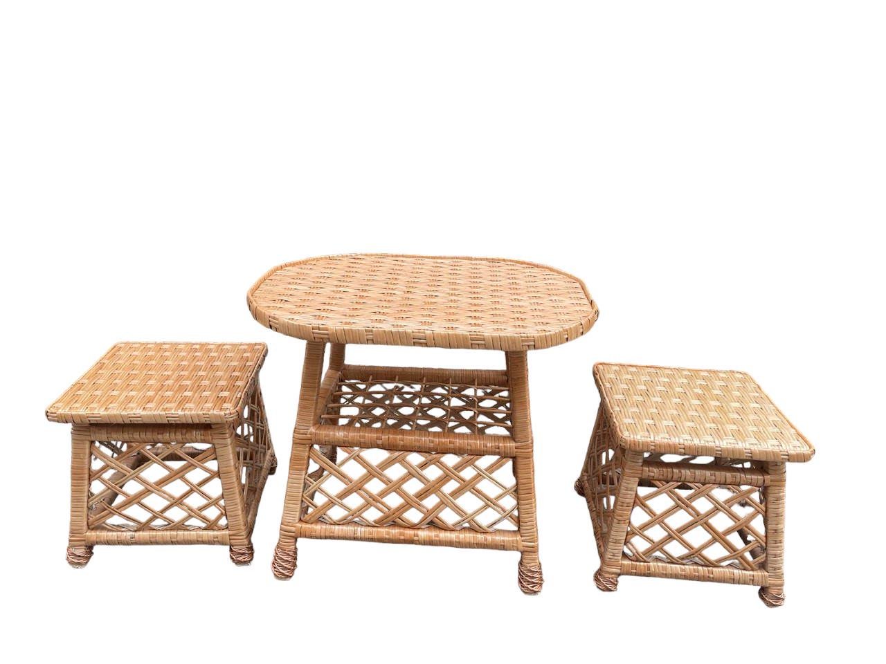 Комплект плетеной мебели табуретки и столик журнальный (14295096)