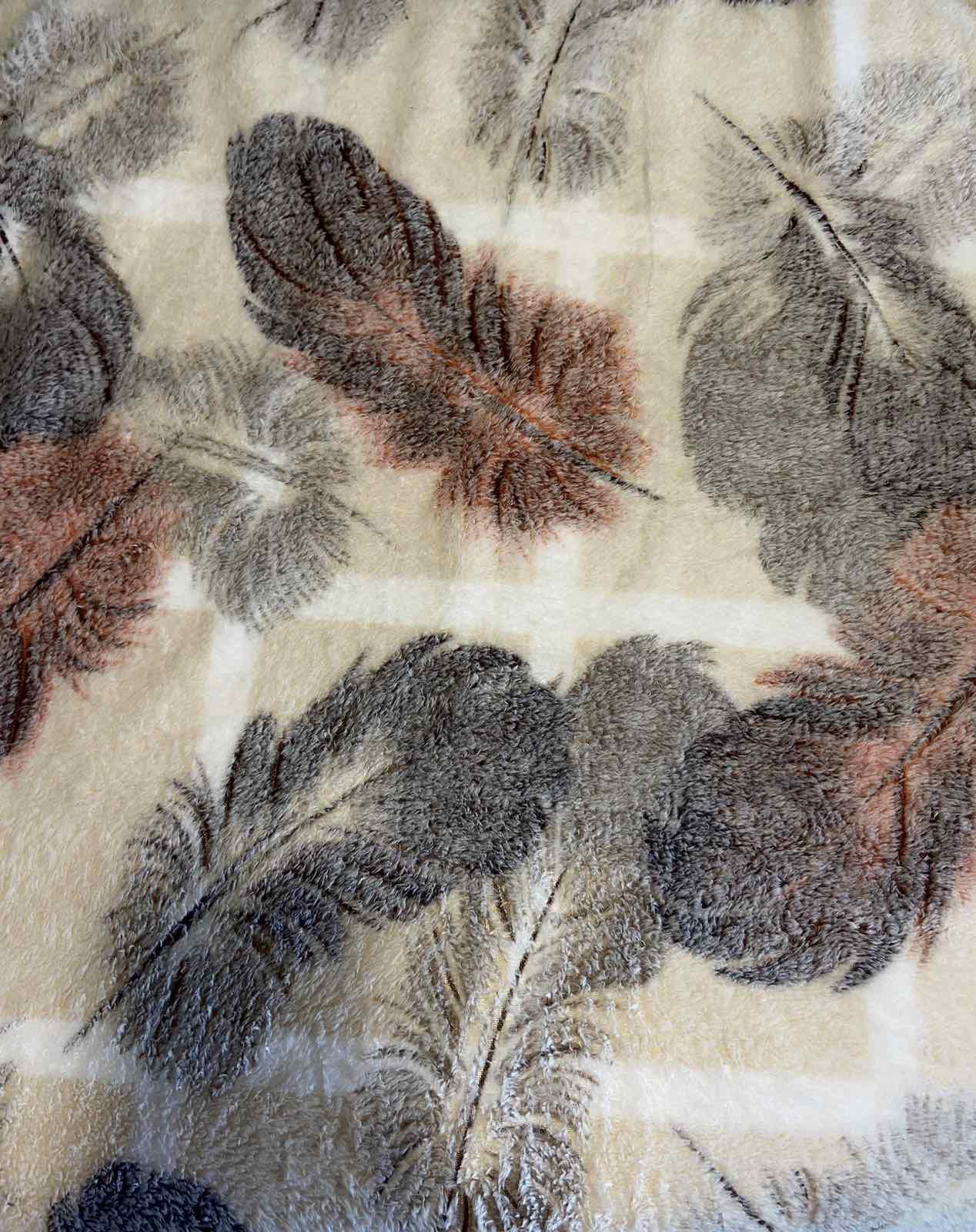 Плед-покривало Malloory Home мікрофібра стрижка двоспальний фліс Листок 180х200 см - фото 2