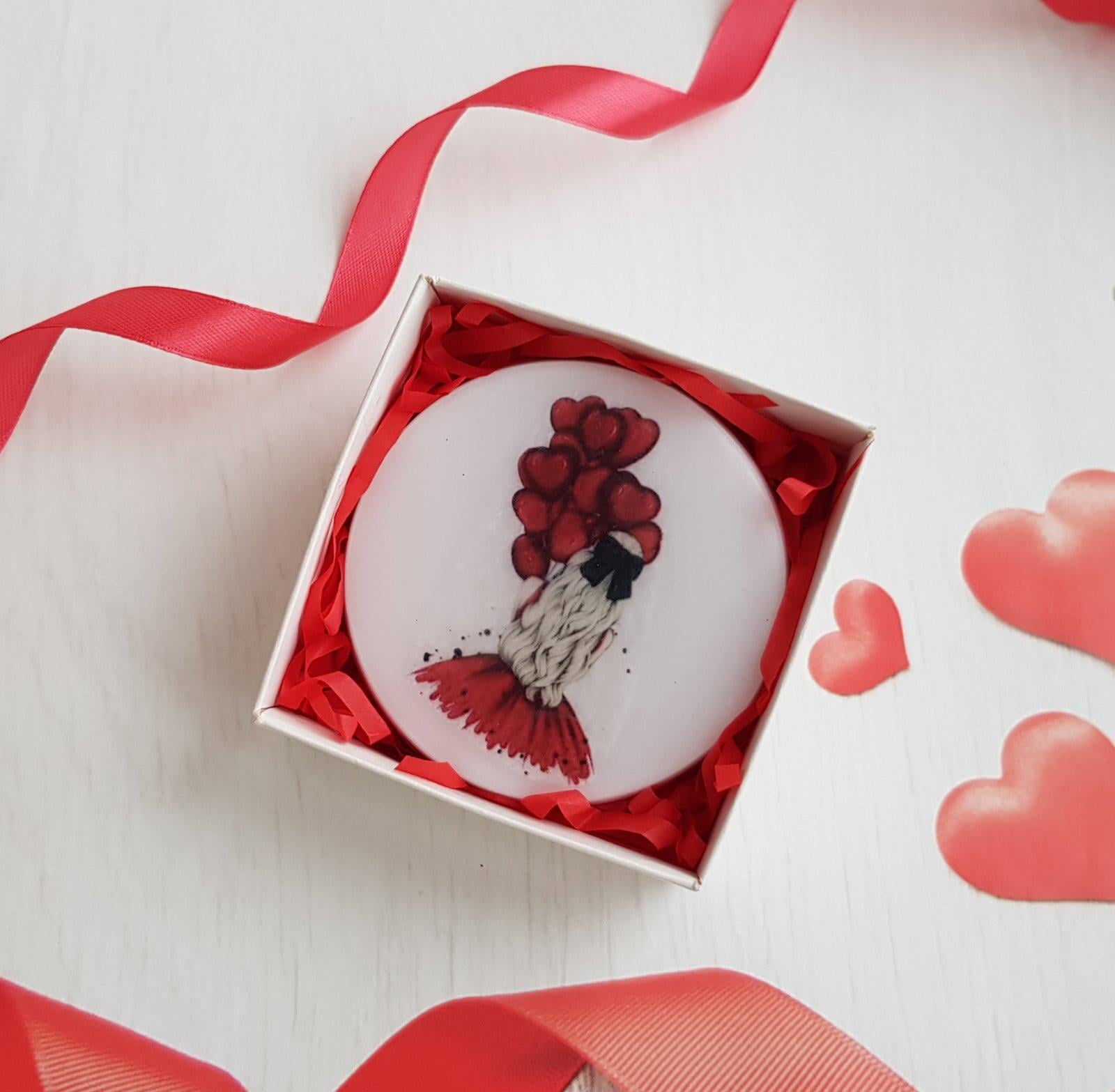 Мыло сувенироное Девушка с шариками (AS00048)