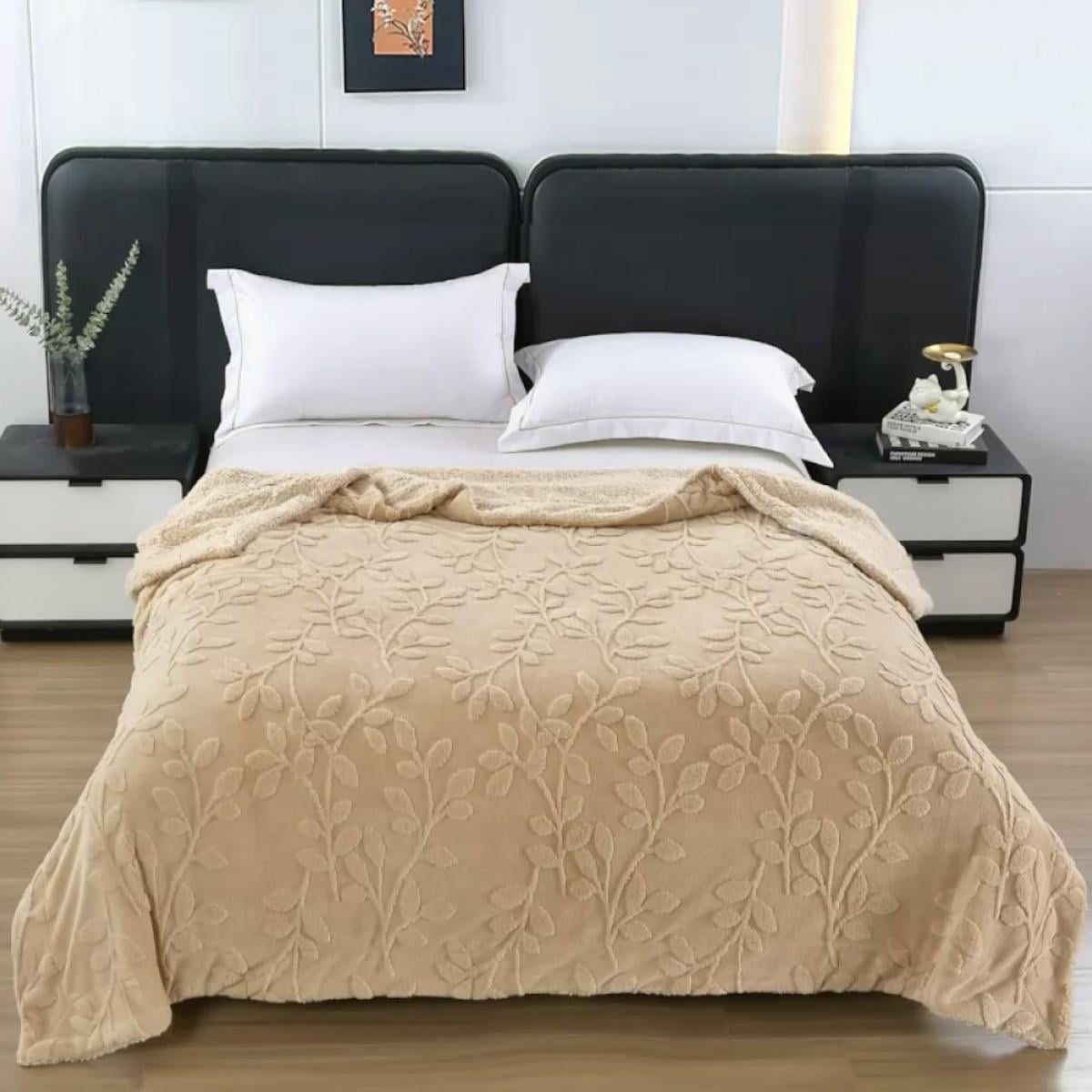 Плед из экоовчины Koloco Веточка евро 200х220 см Бежевый (42329)