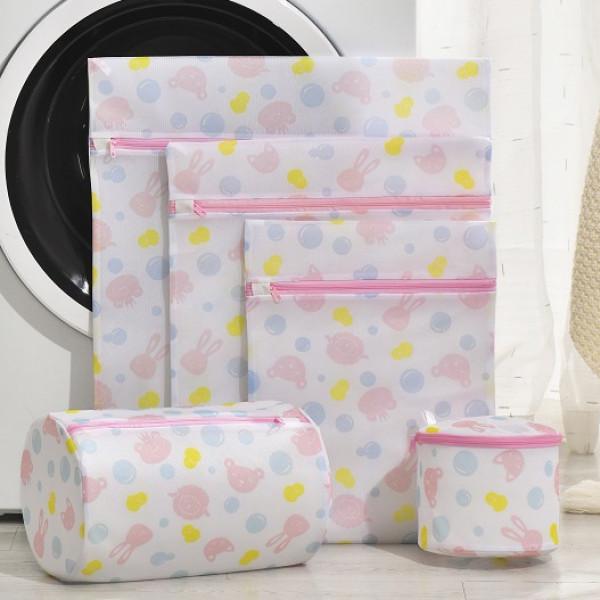 Комплект мешочков Kids slyle для бережной стирки вещей 5 шт. Тип 4 (СДС-100-4) Комплект мешочков Kids slyle для бережной стирки вещей 5 шт. Тип 4 (СДС-100-4)