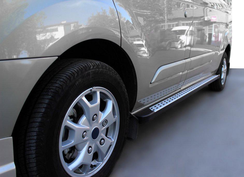 Боковые пороги DOT-Line макси база Omsa Line для Ford Connect 2006-2009 гг. алюминий Серый