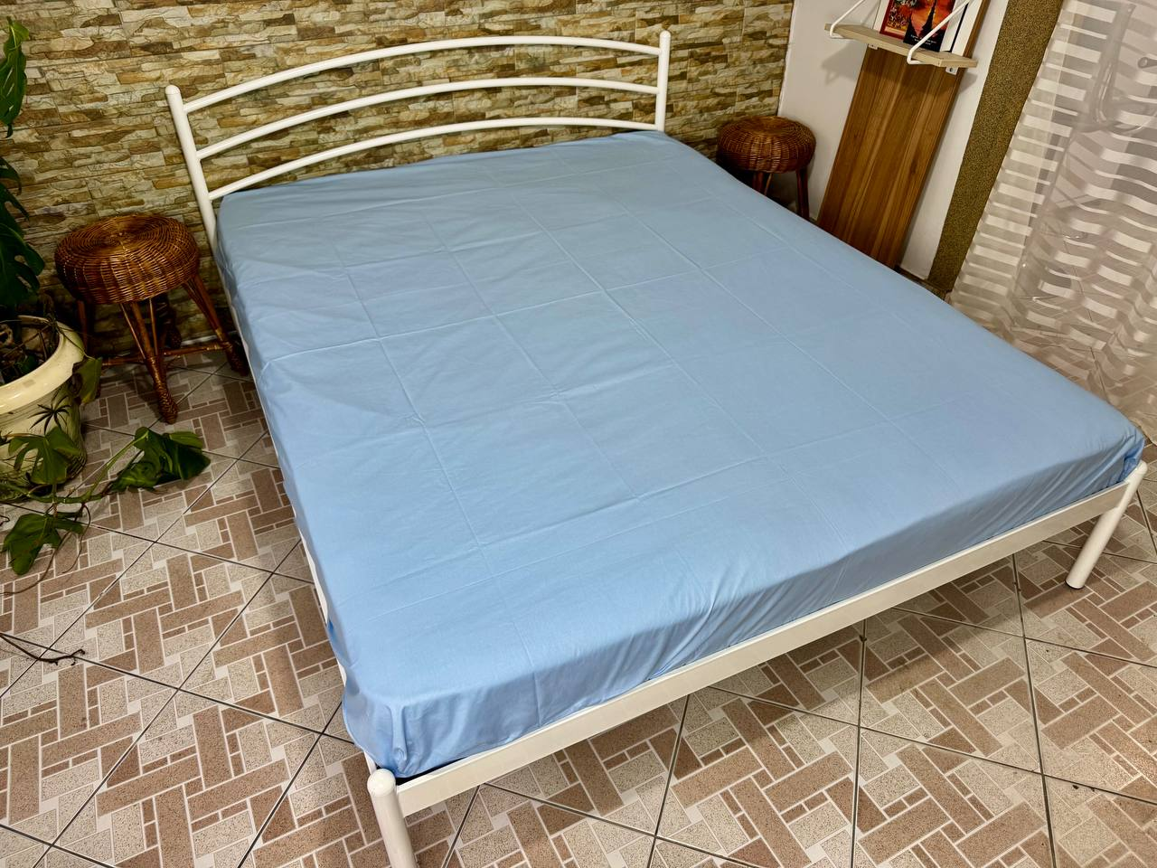 Простыня Нежная гладь на резинке бязь голд 160х200 см (G-10-012A/x160) - фото 1 Простыня Нежная гладь на резинке бязь голд 160х200 см (G-10-012A/x160) - фото 1