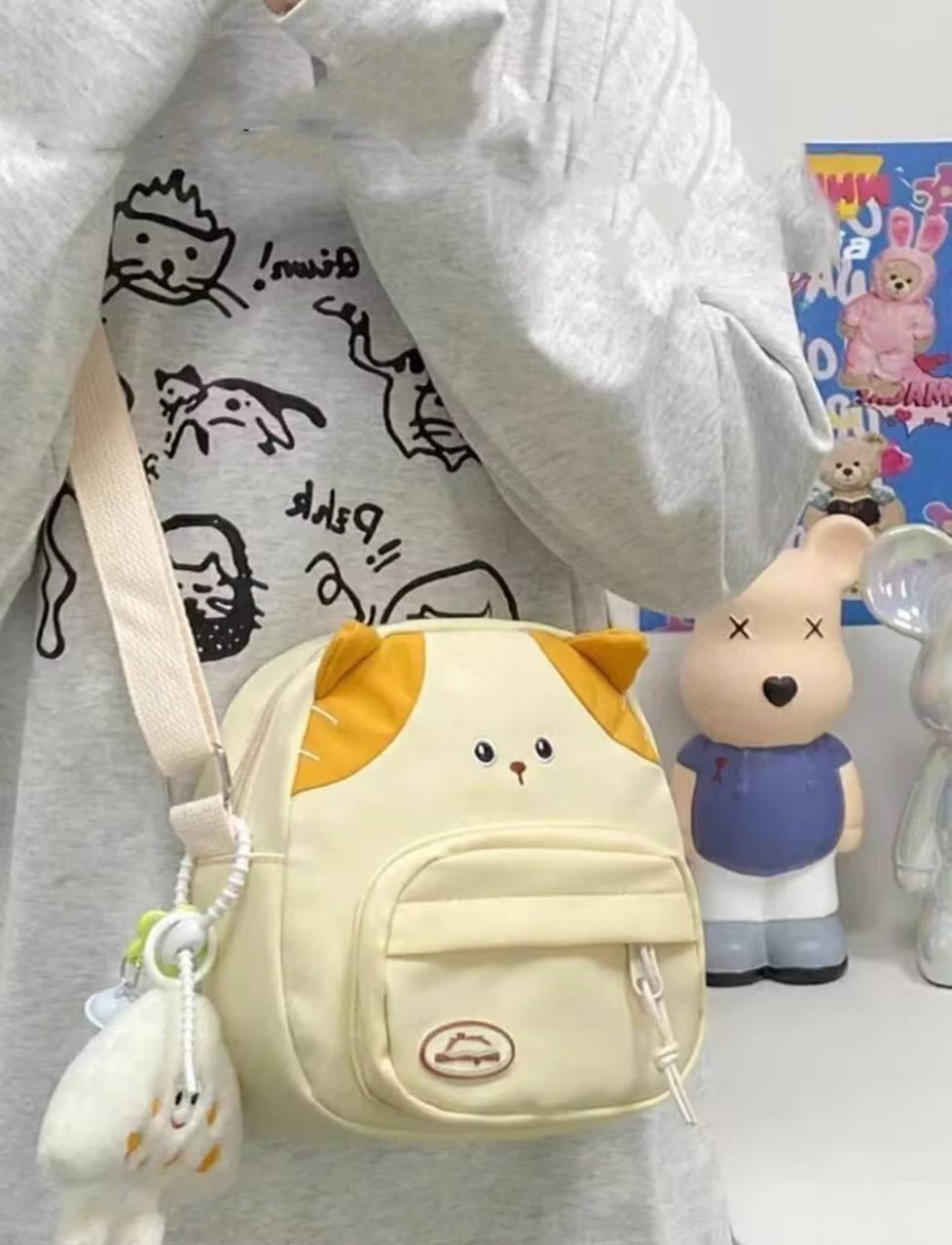 Сумка котик с ушками и брелоком в стиле K POP Белый (2602986544) - фото 4 Сумка котик с ушками и брелоком в стиле K POP Белый (2602986544) - фото 4