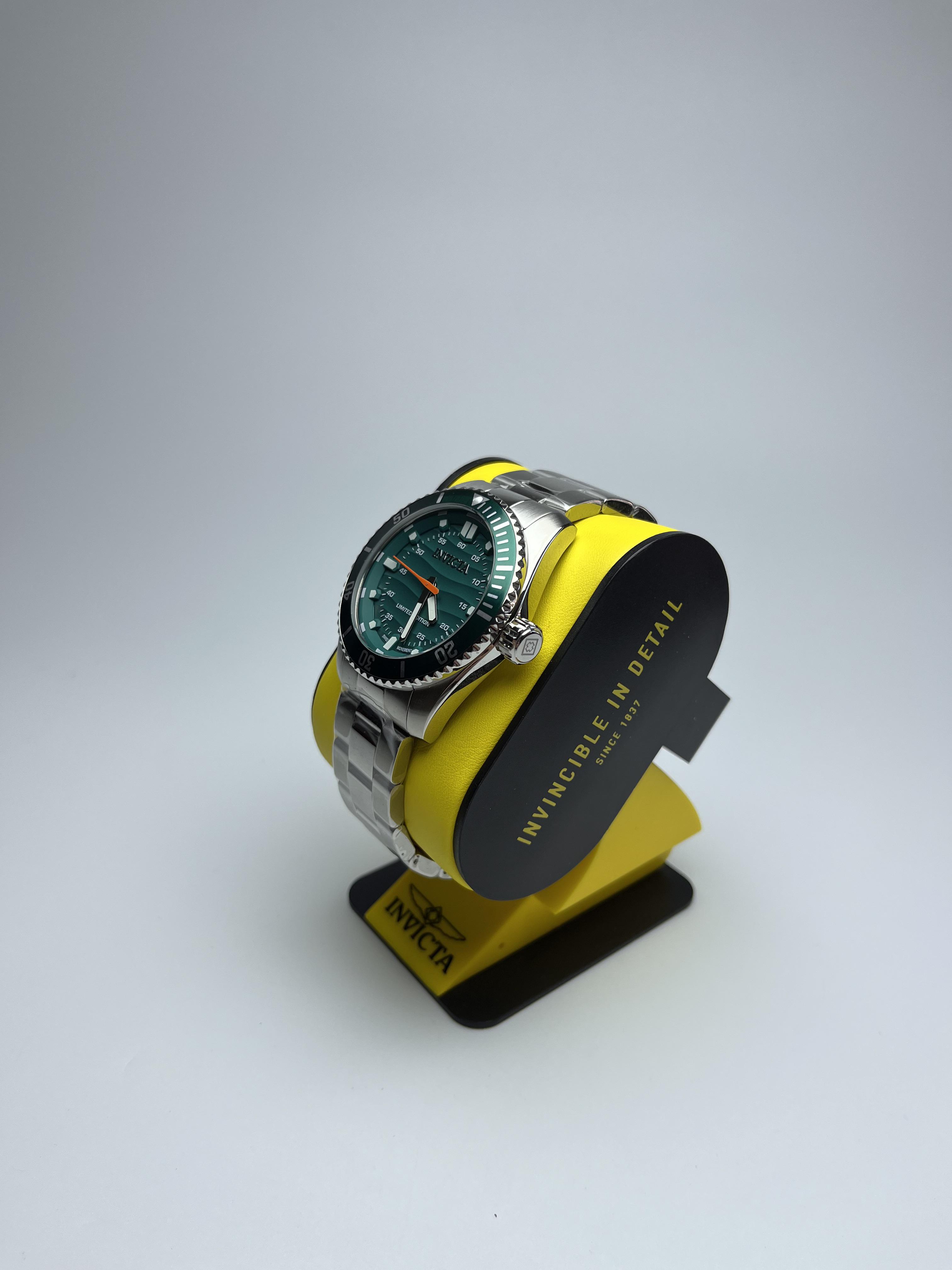 Наручний годинник чоловічий Invicta 49247 Pro Diver Swiss (29084190) - фото 4 Наручний годинник чоловічий Invicta 49247 Pro Diver Swiss (29084190) - фото 4