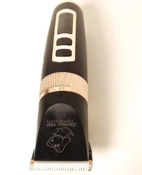 Машинка для стрижки собак та кішок BaoRun P9 бездротова леза кераміка/титан Чорний (633668) - фото 4