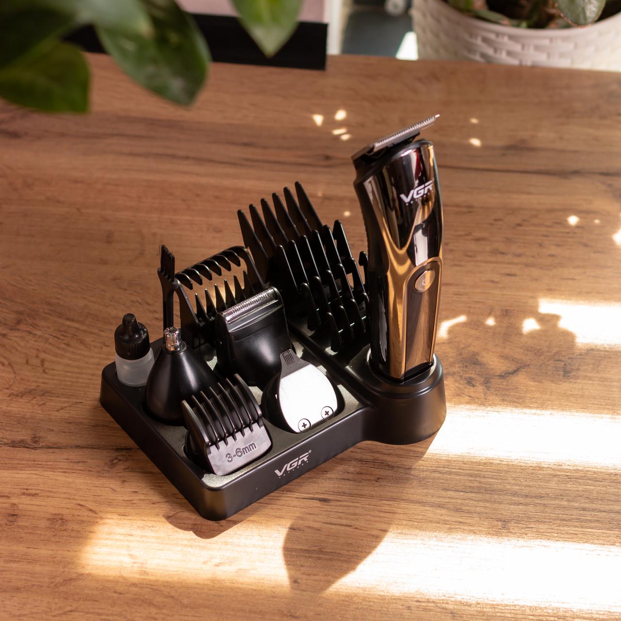 Набір для стрижки VGR V-107 волосся 5в1 машинка/триммер/бритва (7361) - фото 15 Набір для стрижки VGR V-107 волосся 5в1 машинка/триммер/бритва (7361) - фото 15