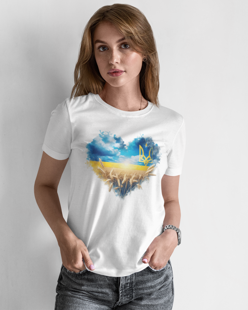 Футболка жіноча Mishe 21100003 патріотична з серцем 4XL Білий (21100003_28) - фото 1 Футболка жіноча Mishe 21100003 патріотична з серцем 4XL Білий (21100003_28) - фото 1