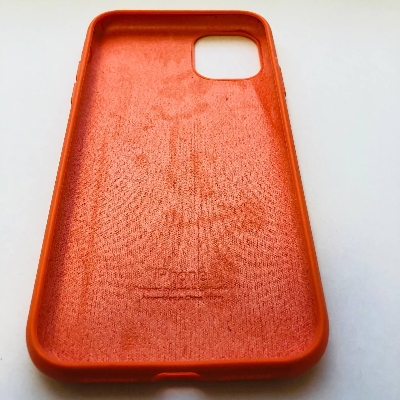 Чехол Silicone Case для Apple iPhone 11 Apricot Orange - фото 3